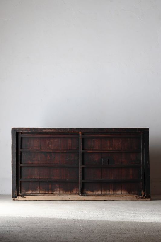 Black Tansu