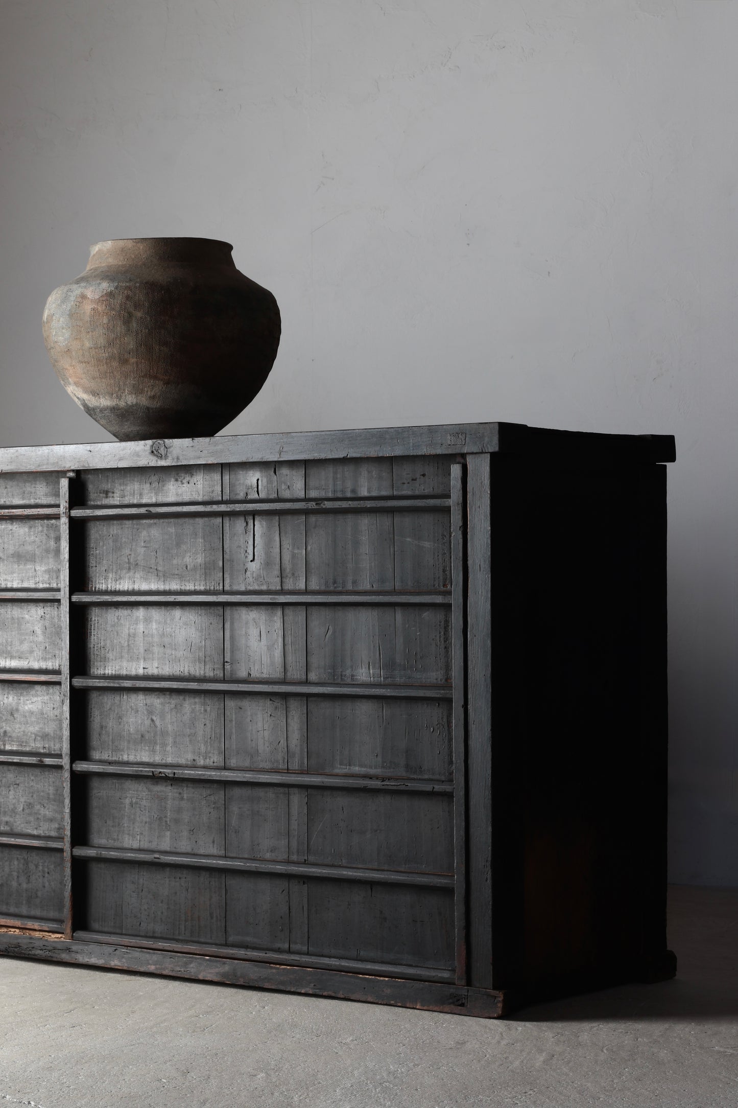 Black Tansu