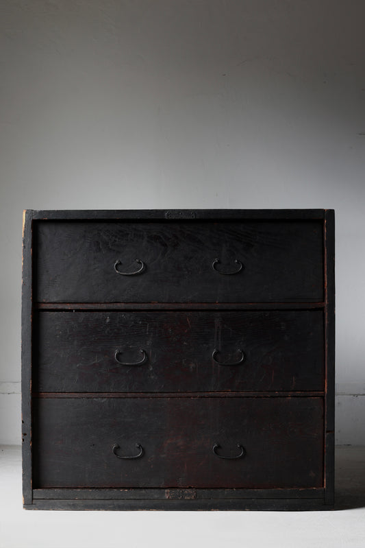 Black Tansu