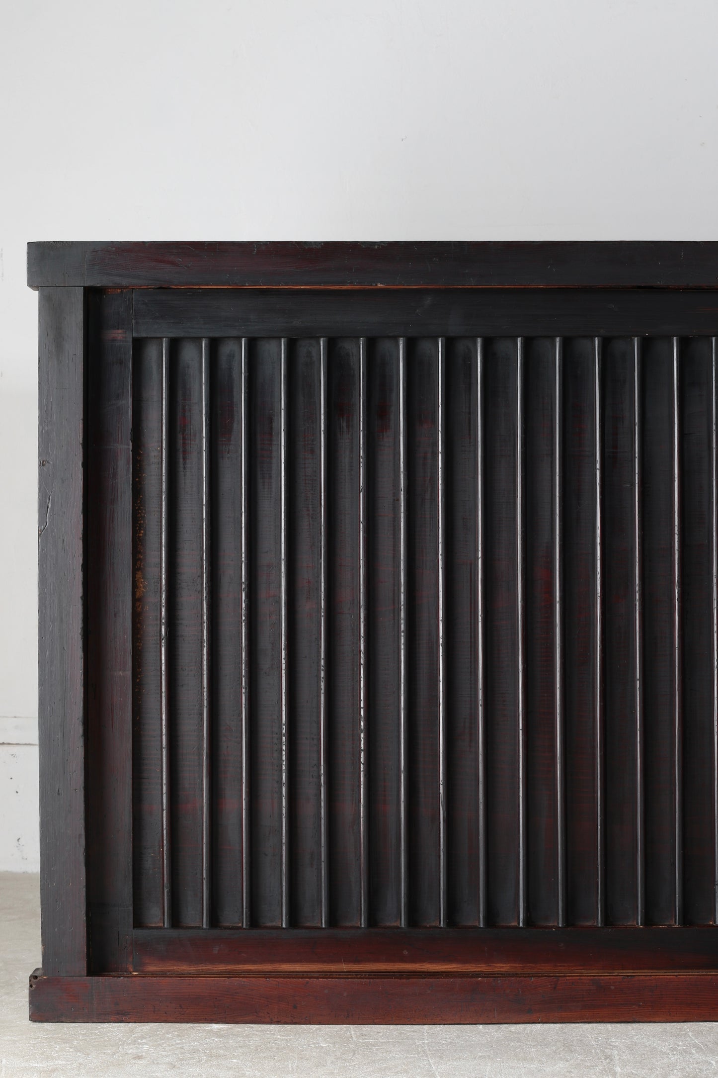 Black Tansu