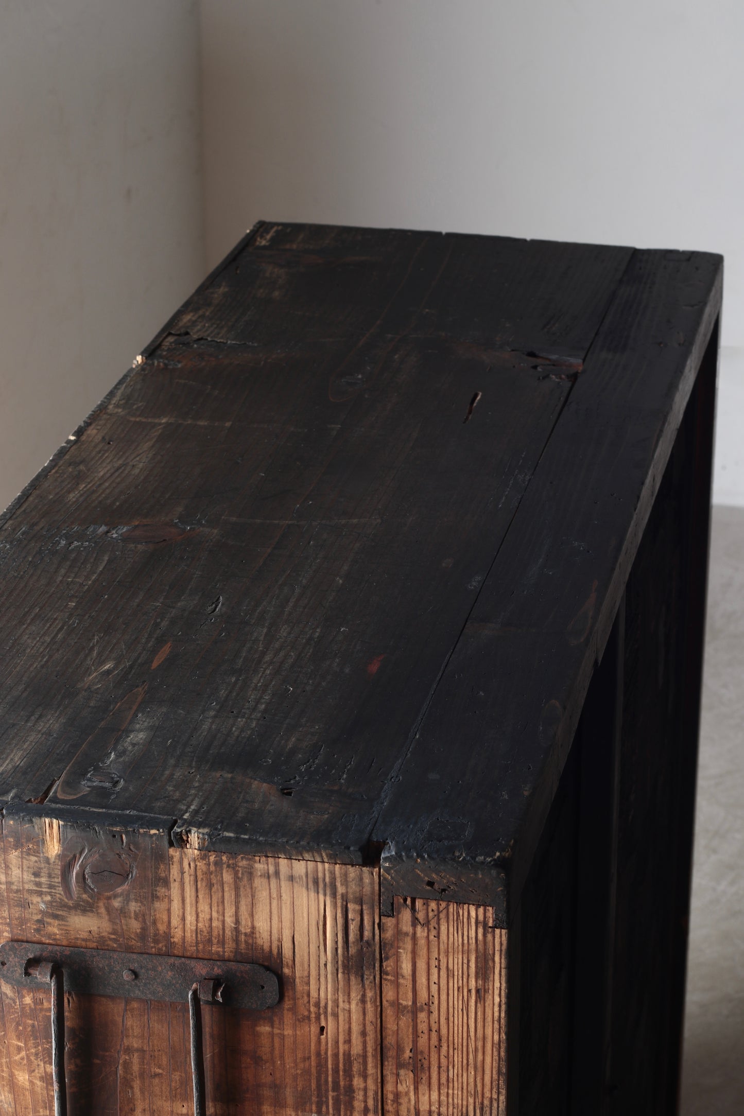 Withered Wood Grid Cabinet