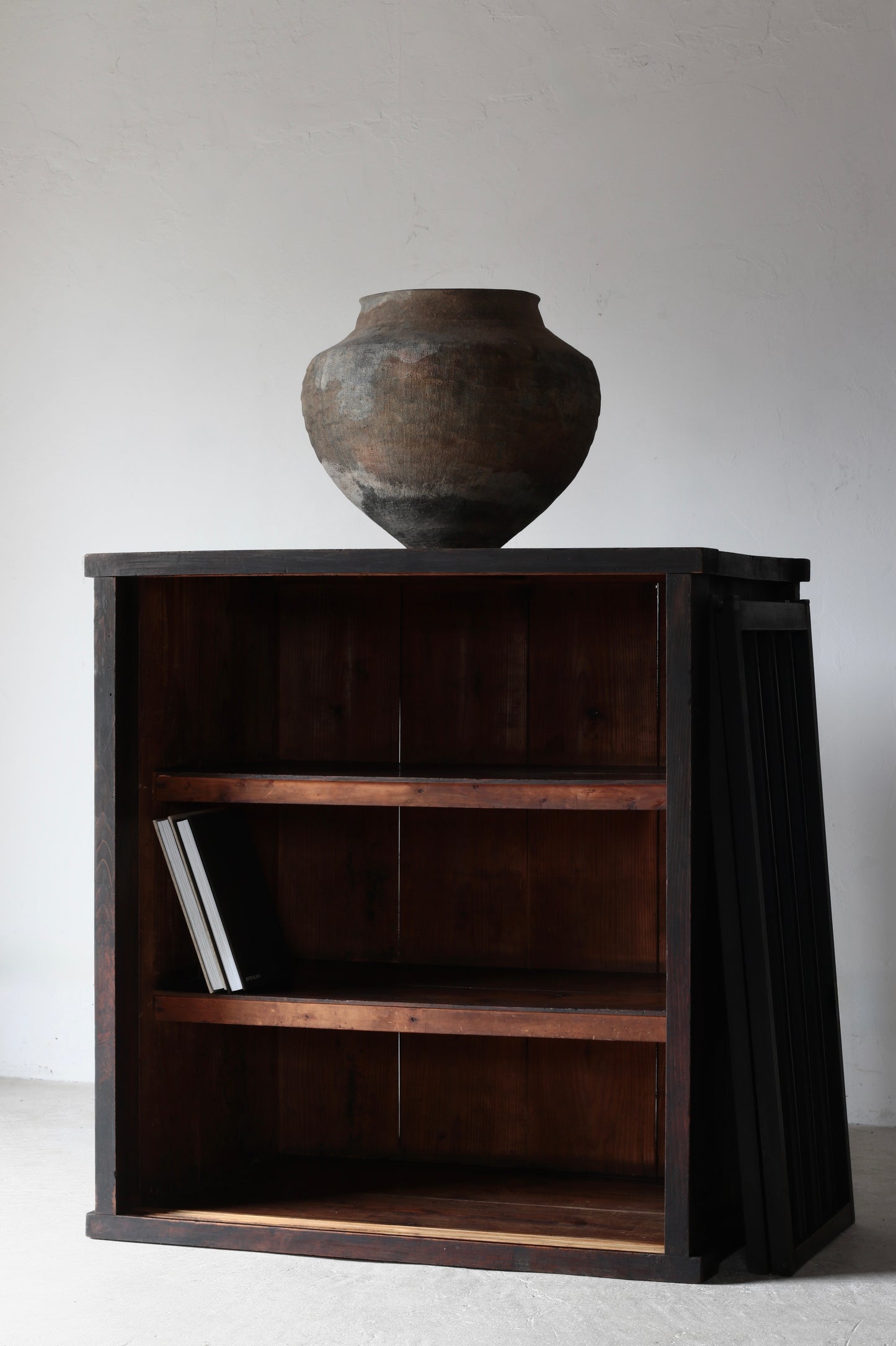 Black Tansu