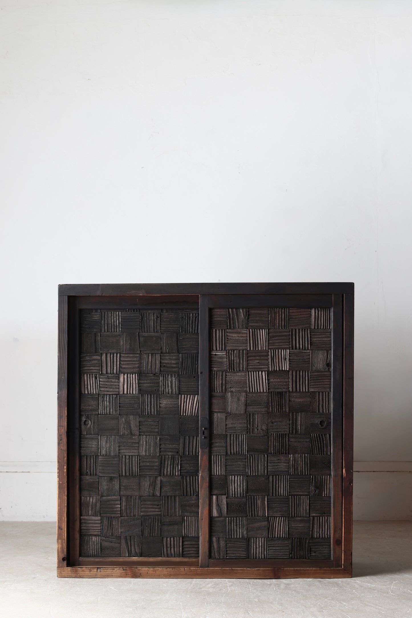 Withered Wood Grid Cabinet