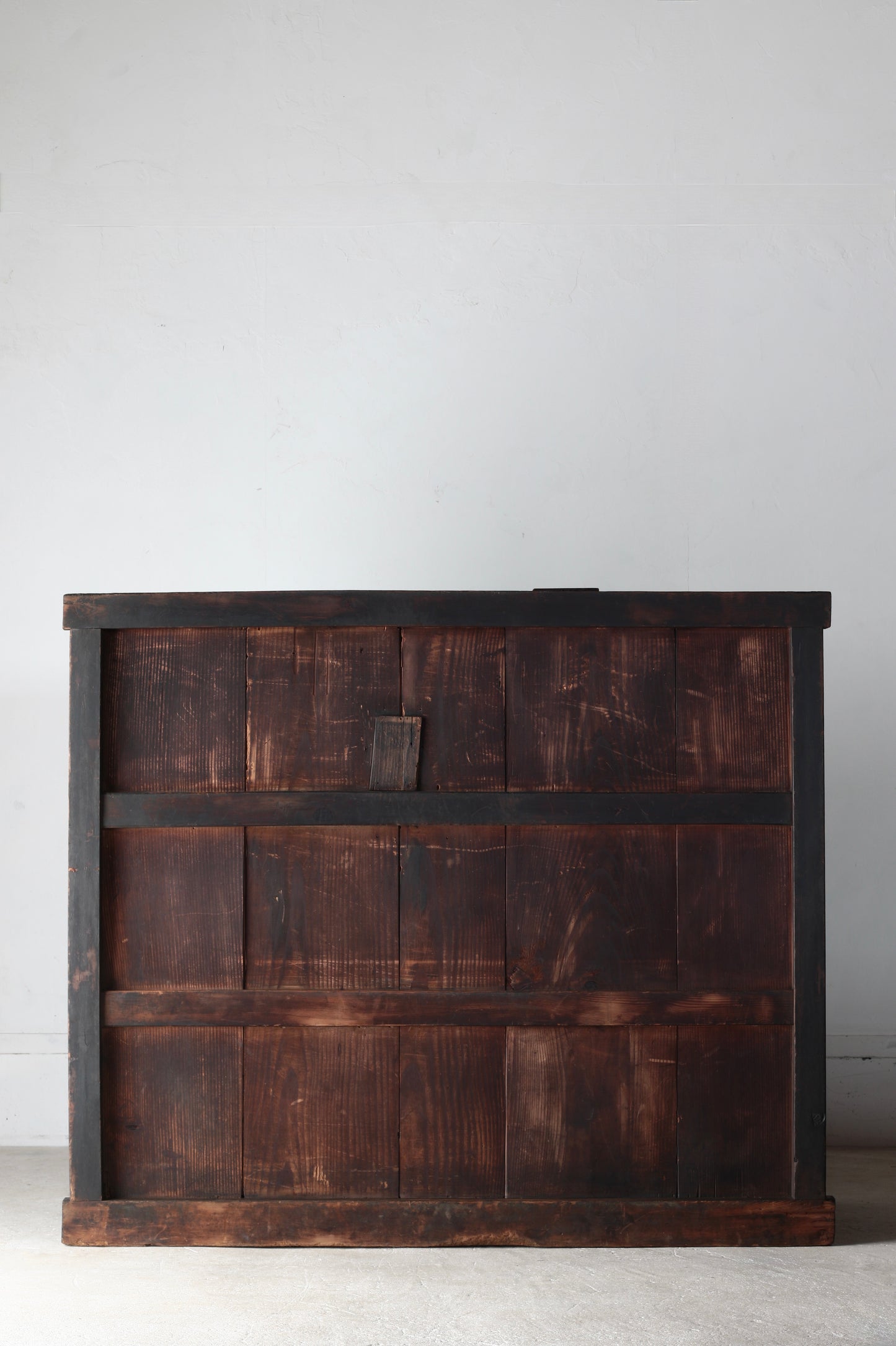 Black Tansu