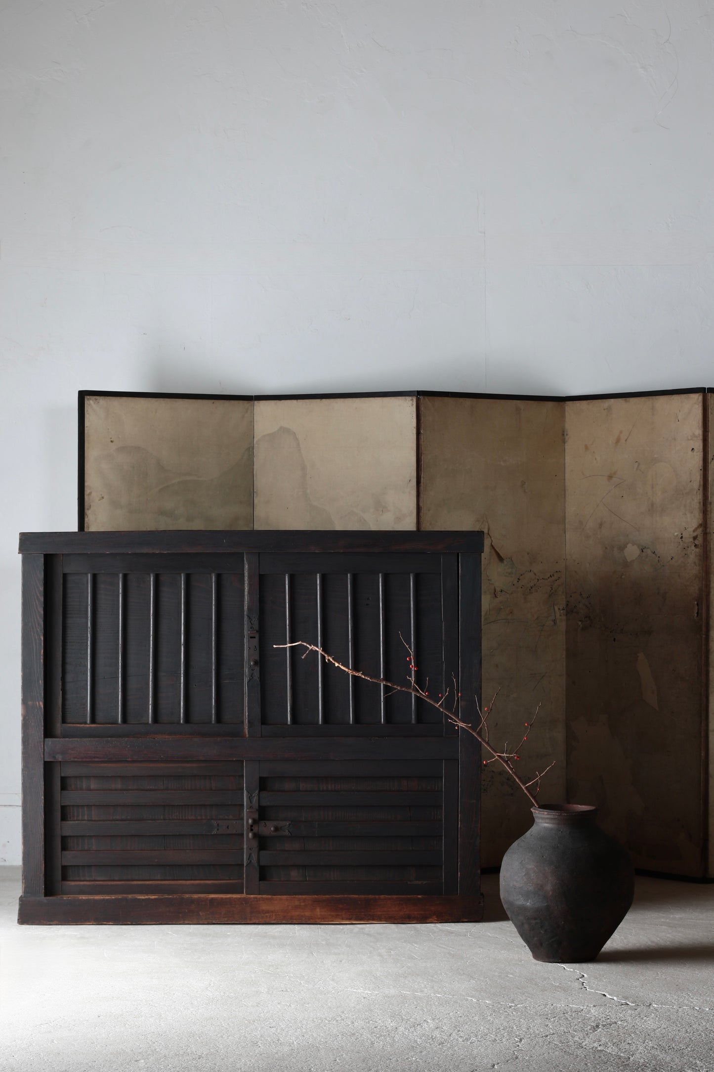 Black Tansu