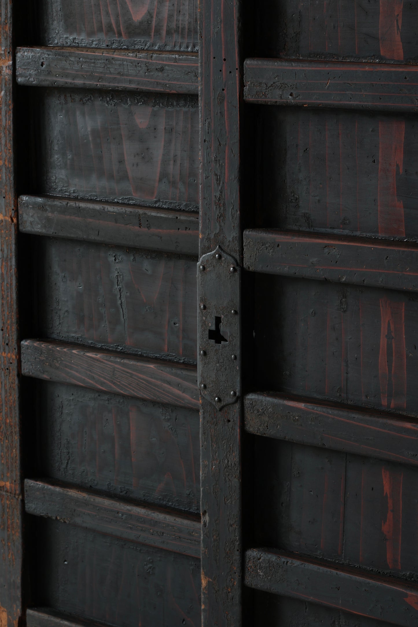 Black Tansu
