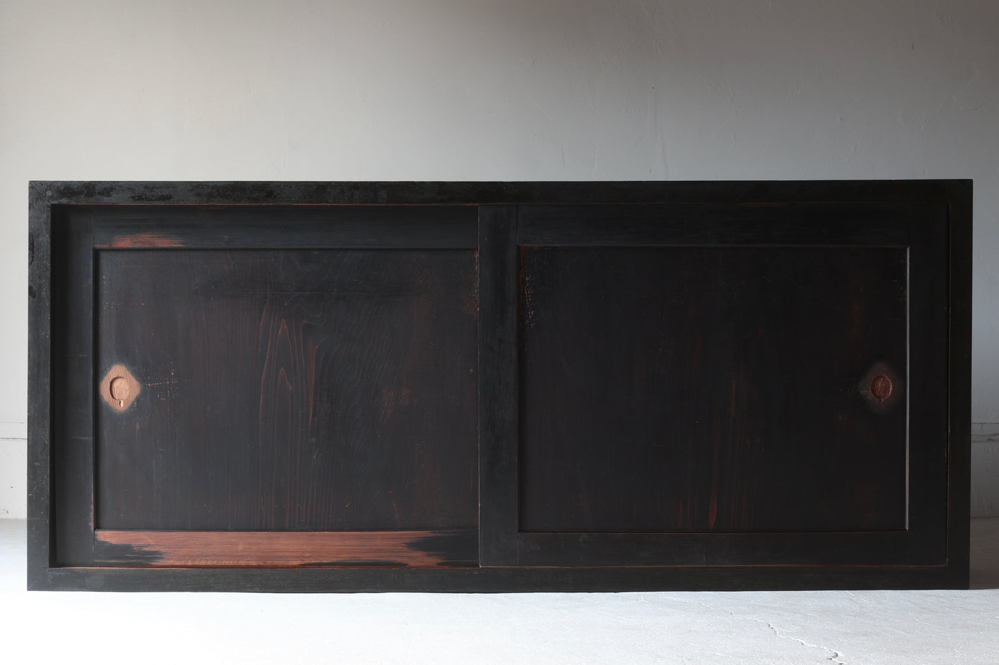 Black Tansu