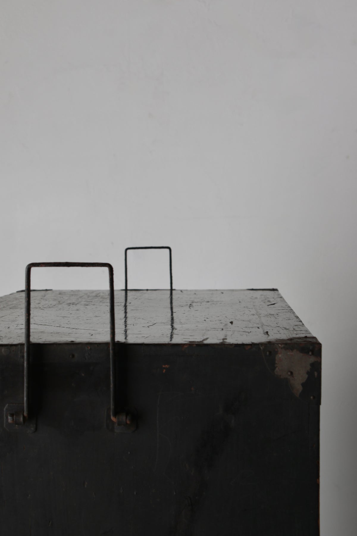 Black Tansu