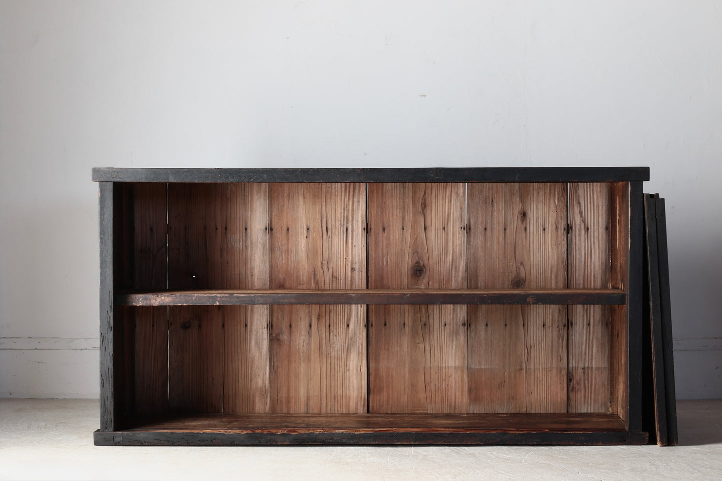 Black Tansu