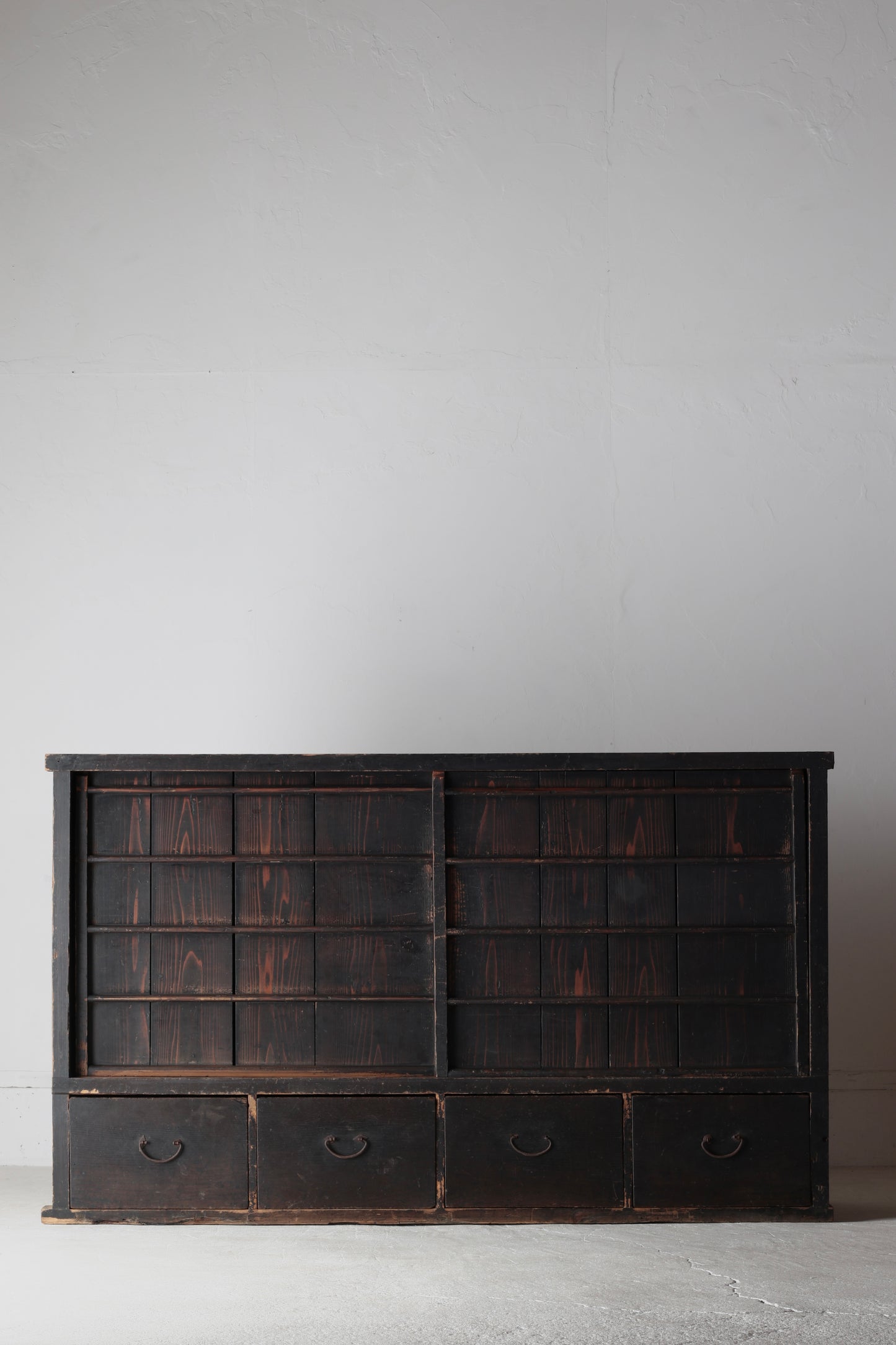 Black Tansu