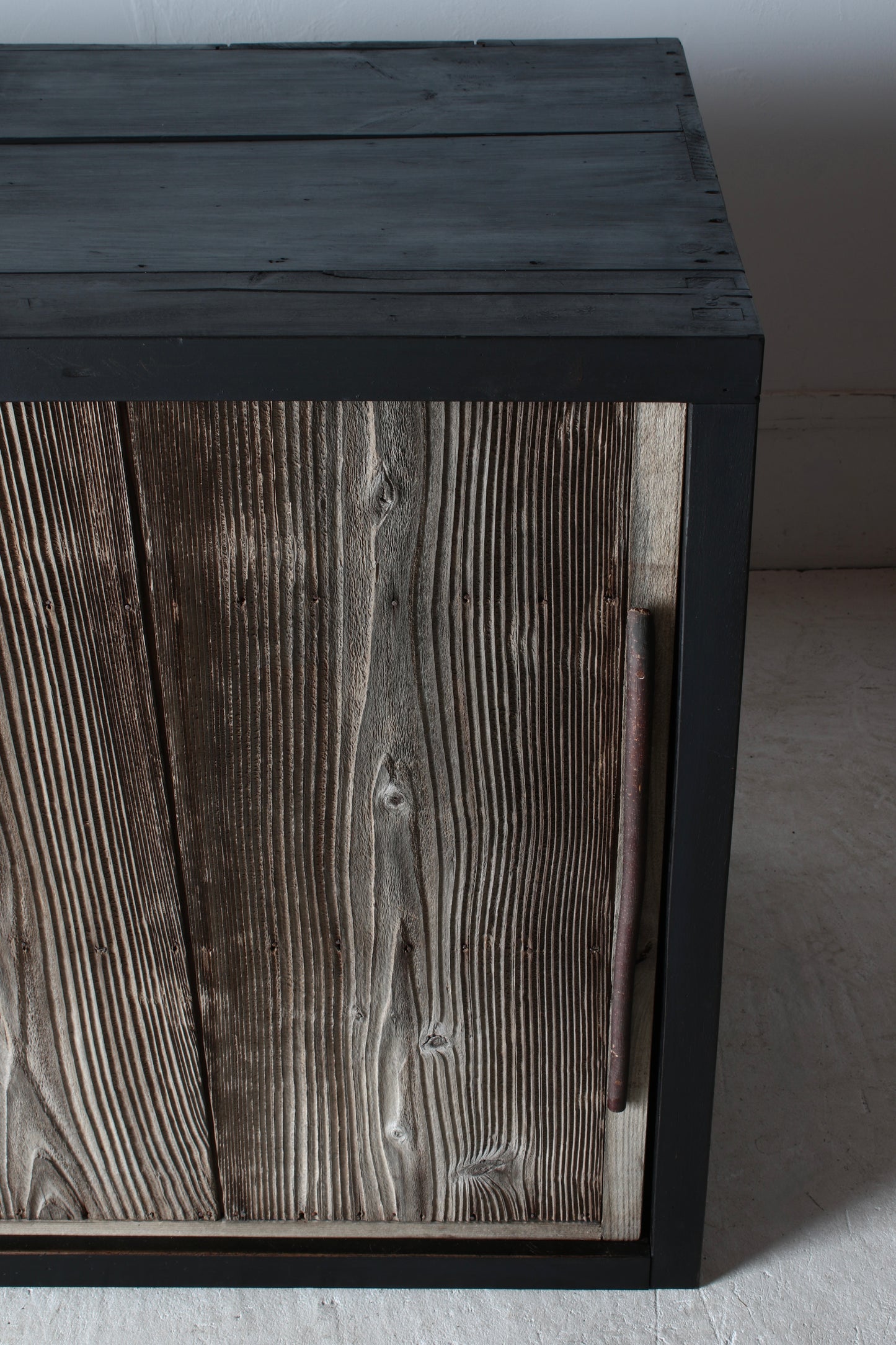 Withered Wood Cabinet