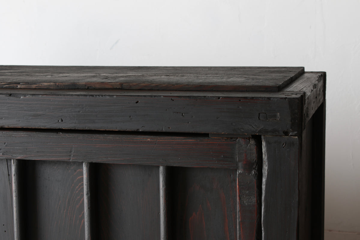Black Tansu